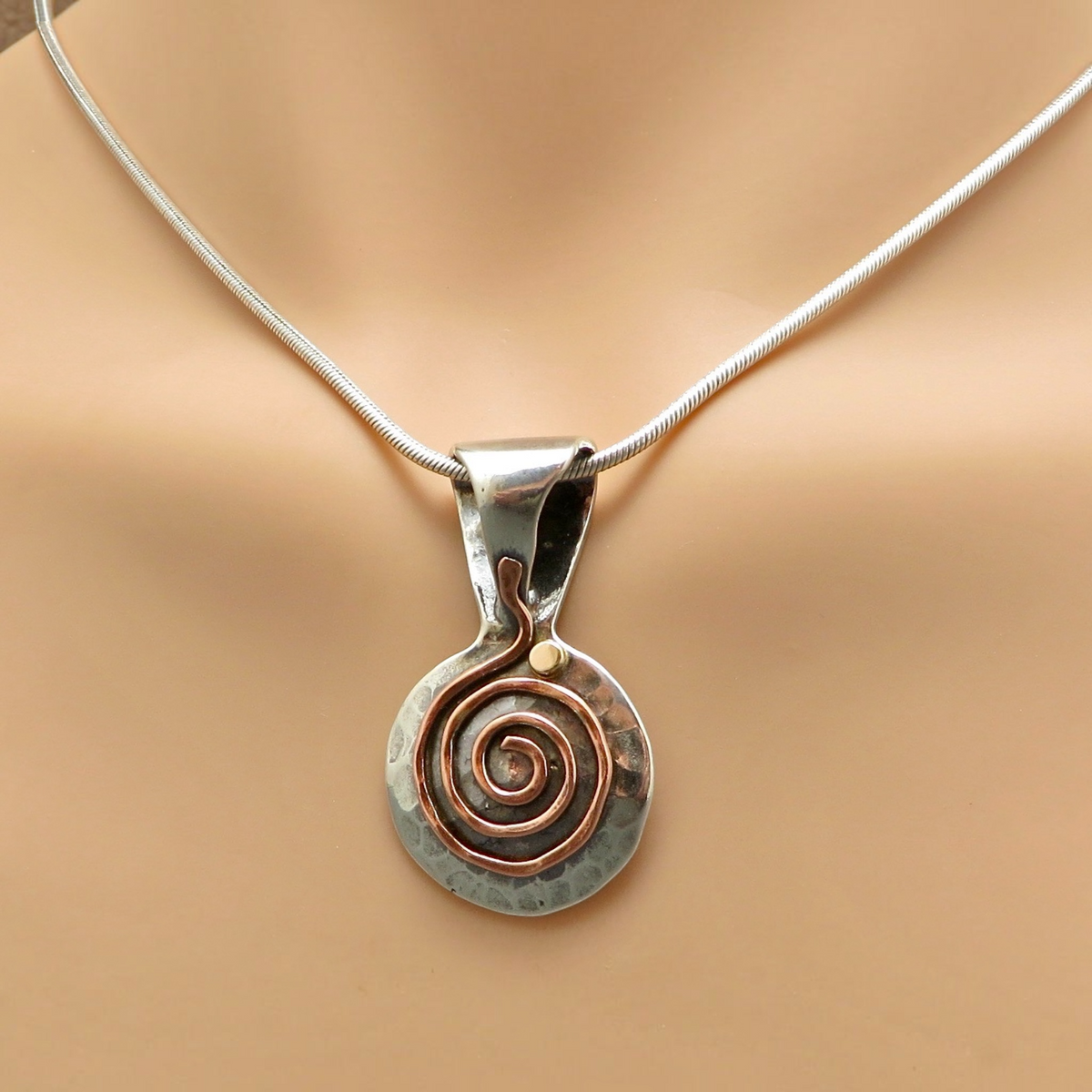Round Spiral Necklace